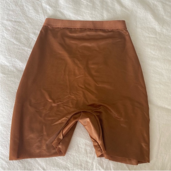 SKIMS BARELY THERE SHAPEWEAR LOW BACK SHORT NWT 3X - Picture 4 of 7